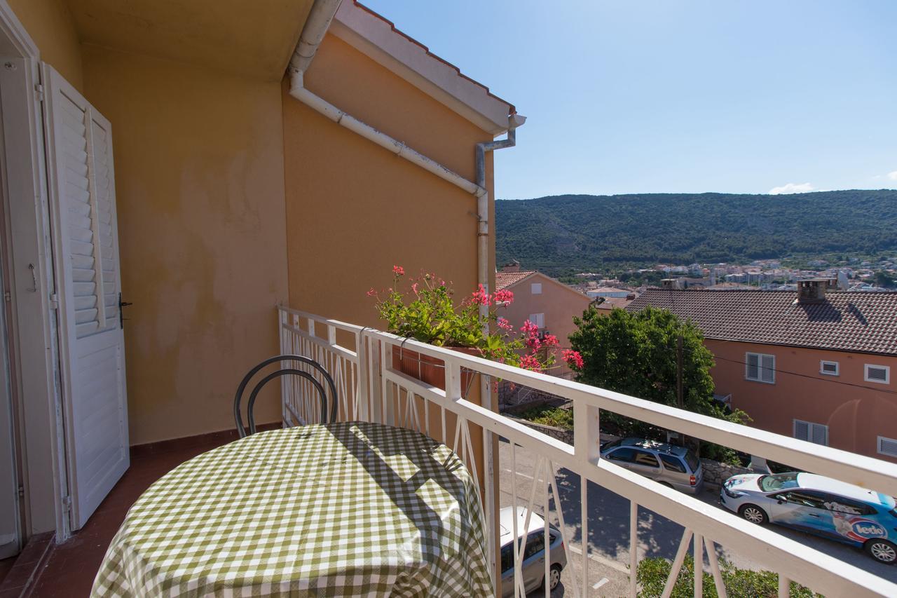 Apartment Anton Црес Экстерьер фото